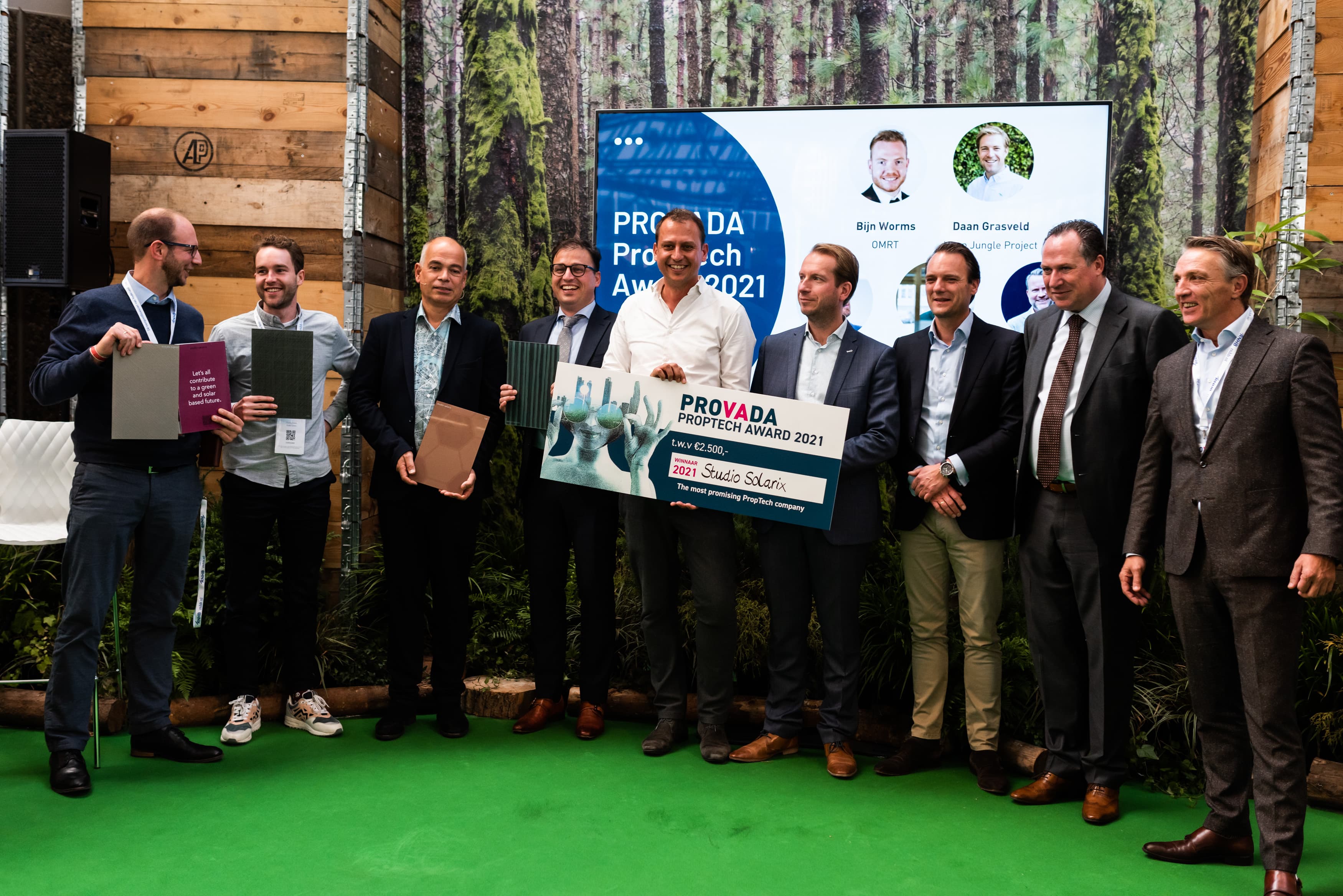 Solarix wint provada proptech award 2021 | Nieuwsbericht | Solarix