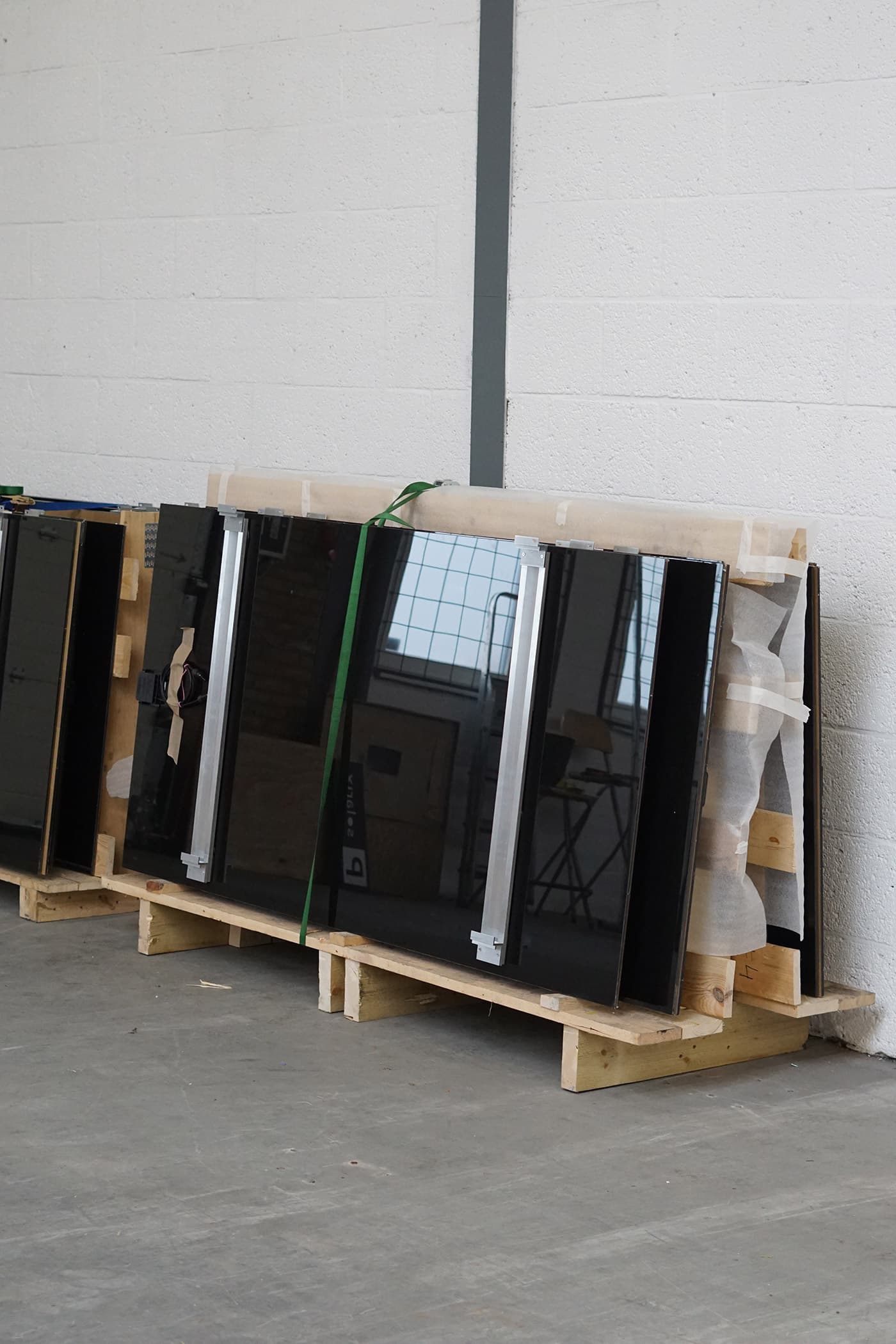 Warm bronzen gevel voor Hommersen Solar | Solarix