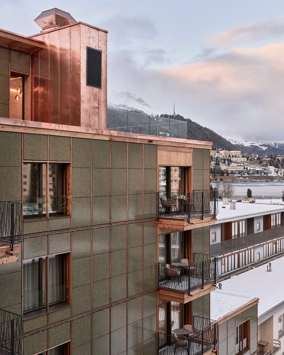 Gekleurde gevelpanelen Hotel Laudinella | Colored facade panels Hotel Laudinella | Farbige Fassadenpaneele Hotel Laudinella | Solarix