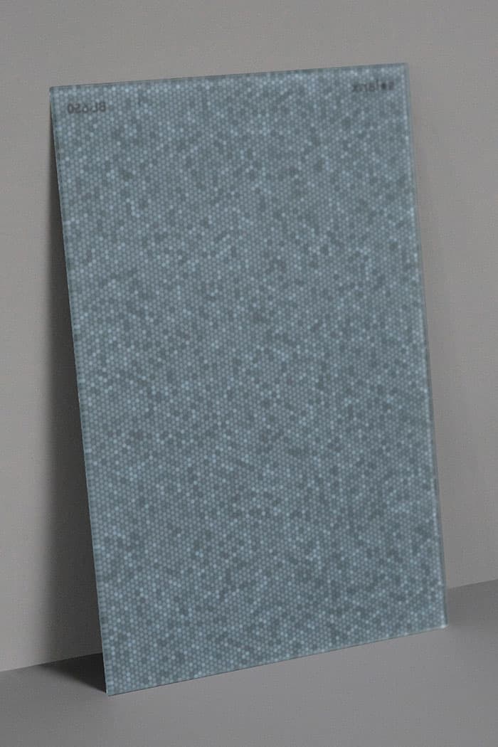 Melange van grijs, mist blauw en wit gekleurd zonnepaneel BL-650 | Frost | Solarix